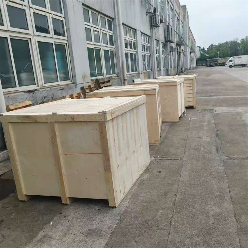 文峰区尼勒克县：物流专线的高效货运之旅